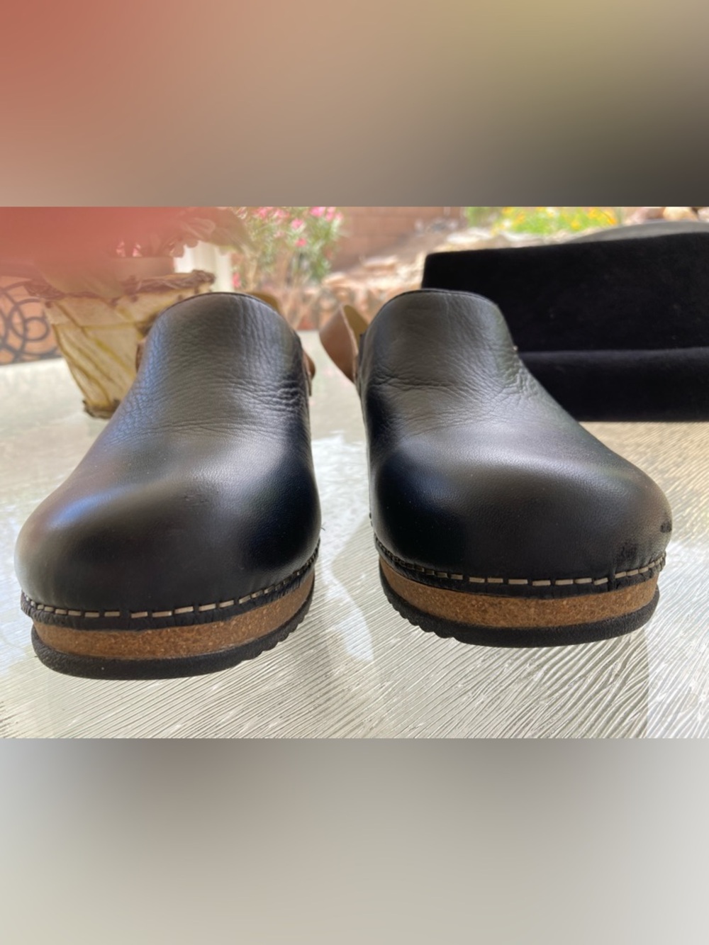 Dansko Merrin – Black Waxy Milled Velcro Backstrap Clogs 🖤 EUC 🖤 - Picture 7 of 9